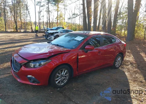 2015 Mazda Mazda3 I Touring z USA, uszkodzony, nr VIN JM1BM1V7XF1264872